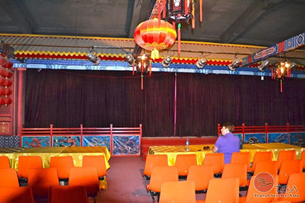 Vorstellungsraum_Schattentheater_Peking